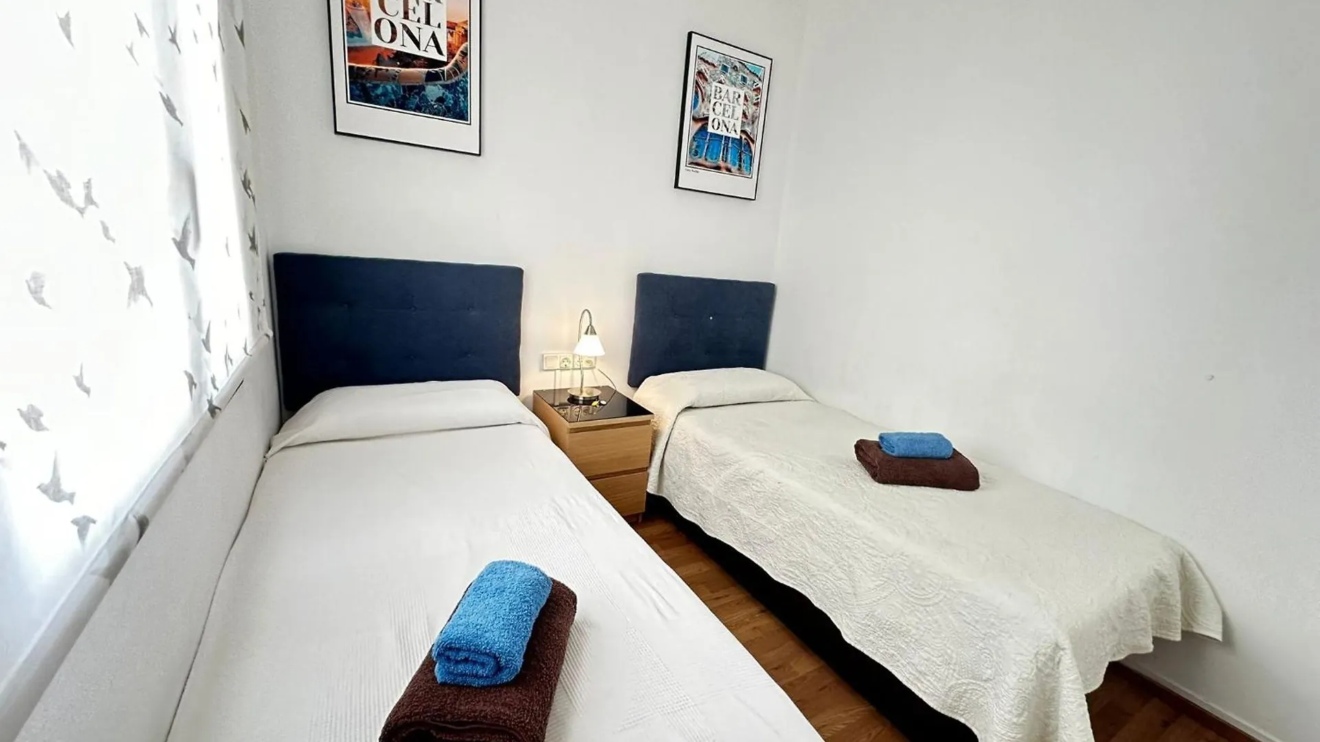 Rooms In Apartment Rambla Catalunya 바르셀로나