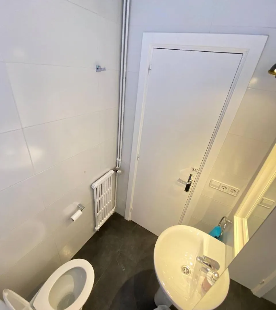 ברצלונה Rooms In Apartment Rambla Catalunya ספרד
