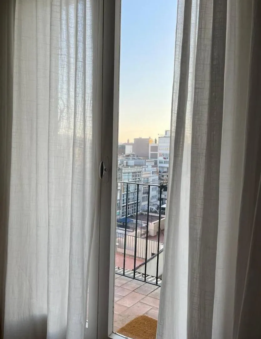 לינה וארוחת בוקר ברצלונה Rooms In Apartment Rambla Catalunya ספרד