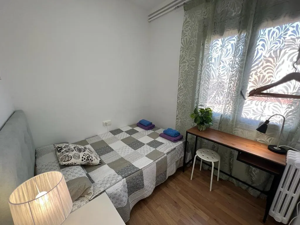 ברצלונה Rooms In Apartment Rambla Catalunya